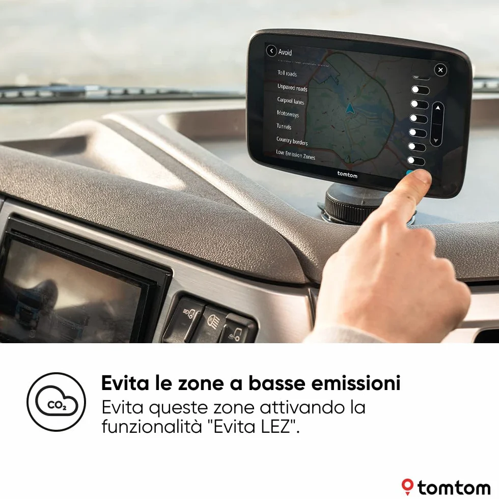 TomTom Navigatore per camion e bus GO Expert Plus (schermo da 7", percorsi e PDI per veicoli grandi dimensioni, TomTom Traffic, mappe del mondo, avvisi su limitazioni live, USB-C)